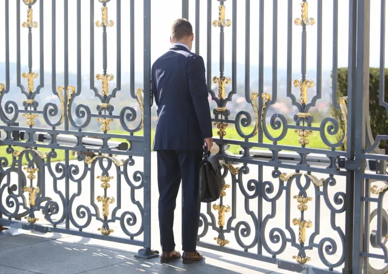 [FOTO] PRVE FOTOGRAFIJE ANTE TODORIĆA NAKON POVRATKA U HRVATSKU: Gazdin sin nakon DORH-a oti&scaron;ao na Županijski sud