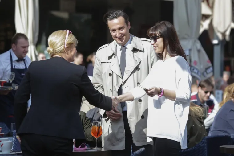 PREDSJEDNICA POPILA KAVU SA SUPRUGOM JAKOVOM NA &Scaron;PICI: U njihovom je dru&scaron;tvu bio i hrvatski Kralj za&scaron;titara