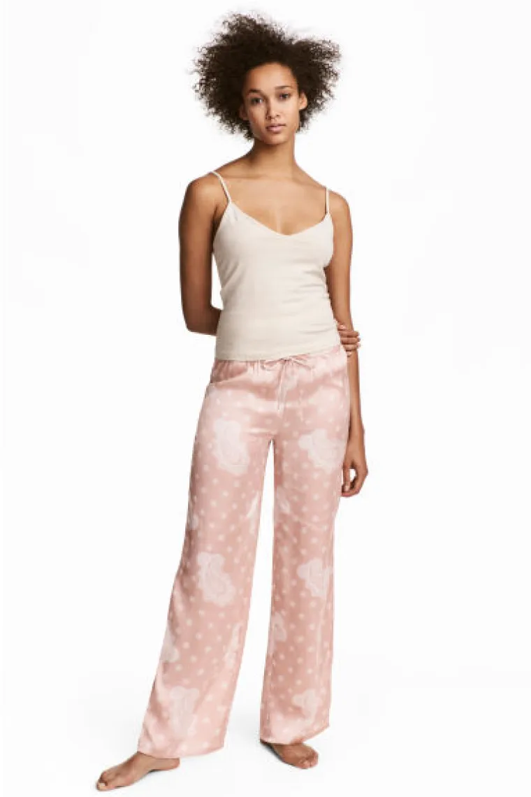 Donji dio pidžame od satena, H&amp;M, 134,92 kune