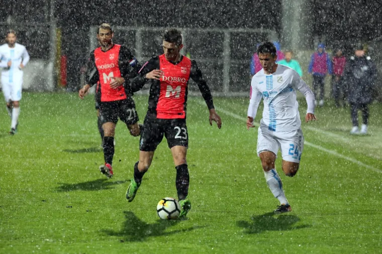 22.10..2017., Rijeka- Hrvatski Telekom Prva liga, 13. kolo, HNK Rijeka - Osijek S.D.D. Alen Grgic, Domagoj Pavicic. Photo: Goran Kovacic/PIXSELL