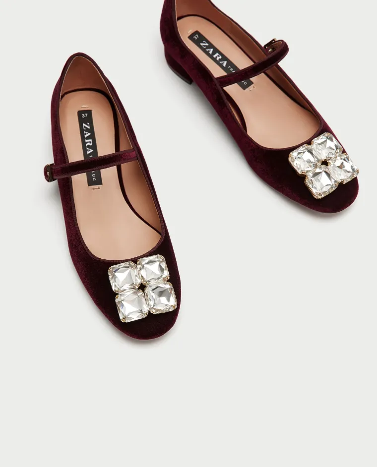 Balerinke s remenčićem i kristalima, Zara, 299,90 kuna