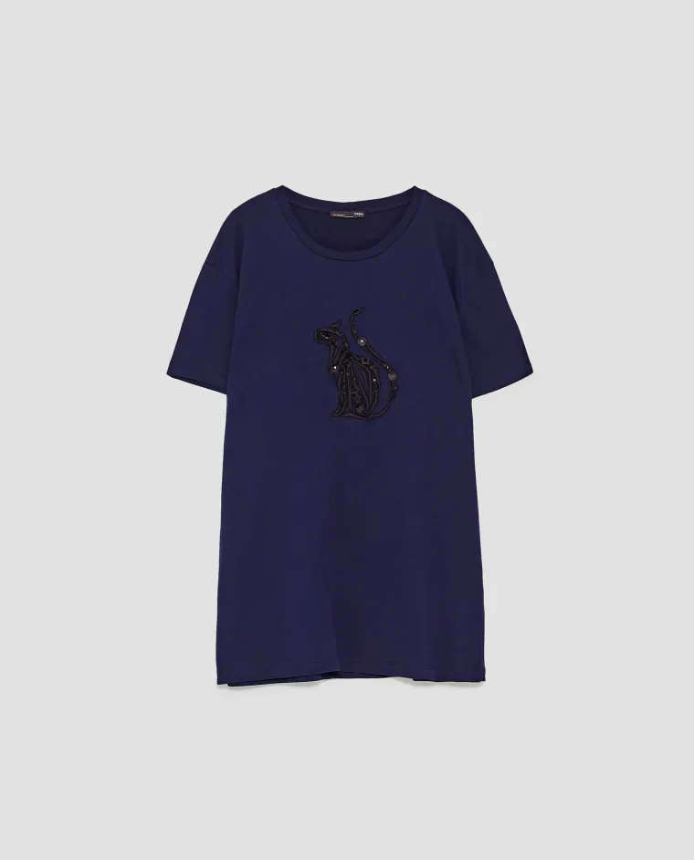 Majica s izvezenom aplikacijom mačke, Zara, 119,90 kuna