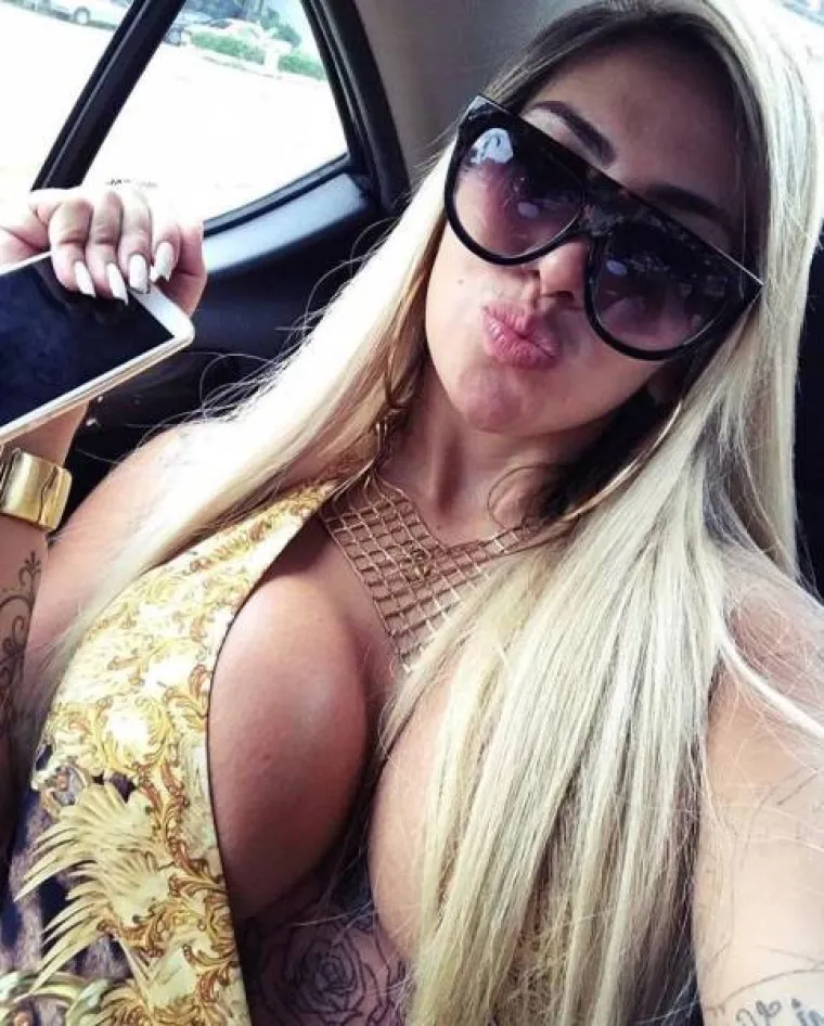 TOLIKO SE IZOPERIRALE DA IM NE TREBA MASKA ZA NOĆ VJE&Scaron;TICA: S razlogom ih zovu kraljicama silikona