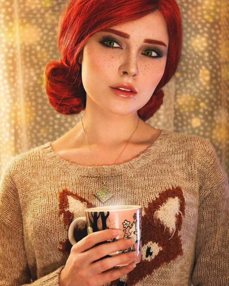 MLADA RUSKINJA MOŽE SE PREOBRAZITI U KOGA GOD POŽELI: Otkrila je čarobnu moć &scaron;minke, te&scaron;ko ju je prepoznati