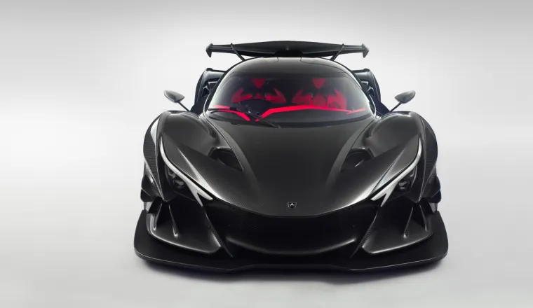 APOLLO INTENSA EMOZIONE: Izgleda kao vozilo za čijim bi upravljačem bio Batman, a i performanse su mu takve