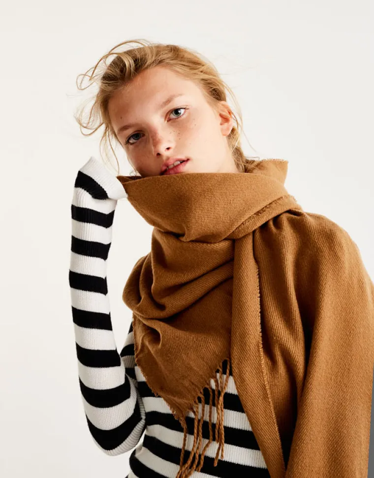 Dugački šal, Pull&amp;Bear, 79,90 kuna