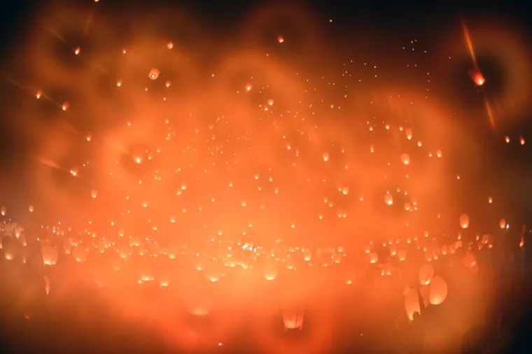 U sklopu Handmade festa, u pulskoj Areni su se pu&scaron;tali lampioni dobrih želja. Prihod od lampiona utro&scaron;iti će se na dovr&scaron;etak opremanja sobe za senzornu motoriku djece, D.V. Mali svijet - Pula