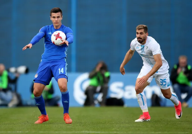 VELIKI DERBI HRVATSKOG NOGOMETA: Ovako je izgledao okr&scaron;aj Dinama i Rijeke na Maksimiru