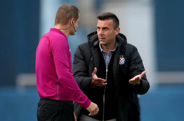 VELIKI DERBI HRVATSKOG NOGOMETA: Ovako je izgledao okr&scaron;aj Dinama i Rijeke na Maksimiru