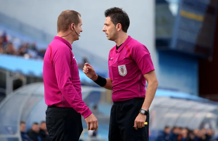 VELIKI DERBI HRVATSKOG NOGOMETA: Ovako je izgledao okr&scaron;aj Dinama i Rijeke na Maksimiru