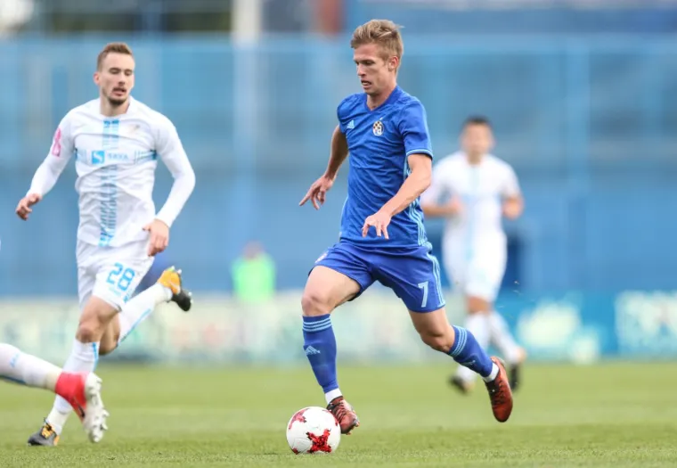 VELIKI DERBI HRVATSKOG NOGOMETA: Ovako je izgledao okr&scaron;aj Dinama i Rijeke na Maksimiru