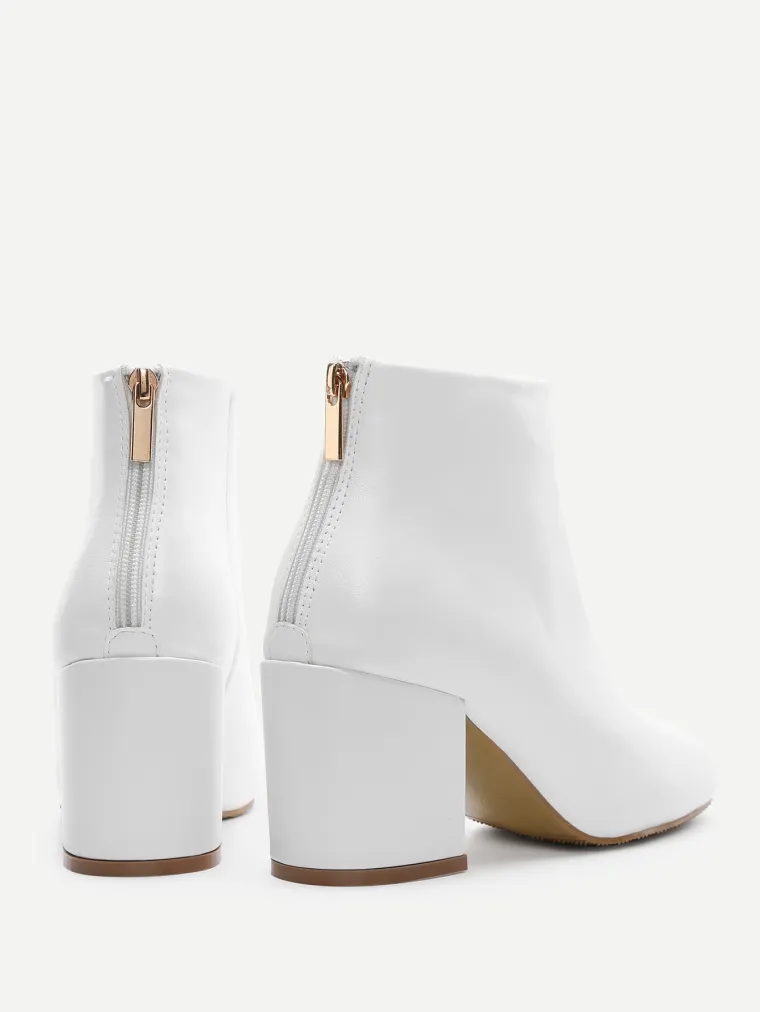 Bijele gležnjače s patentnim zatvaračem na stražnjoj strani, SheIn, 230,12 kuna