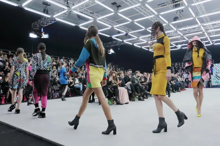 Brend BiteMyStyle već je poznat po modnim komadima neobičnih uzoraka i različitih tonova boja.