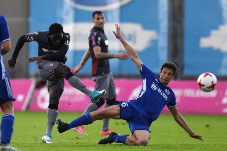 PA KOME JE OVO PALO NA PAMET? Delegat dopustio vrlo neobičnu situaciju na utakmici u Koprivnici