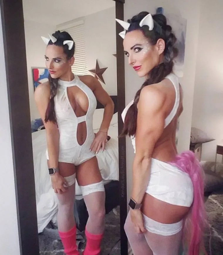 SEKSI I KAD SE RAZVALE: Kada one dođu, svi opijati na partiju postaju suvi&scaron;ni