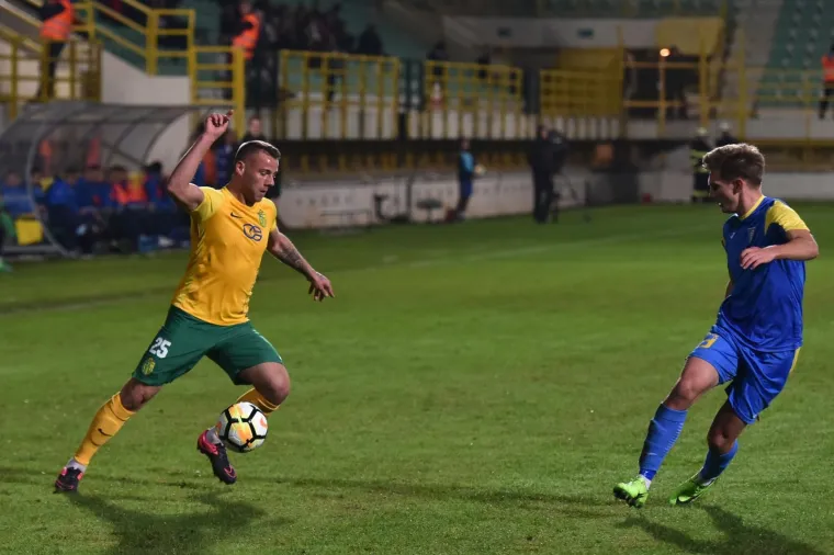 Inter je ostao &scaron;esti sa 18 bodova, koliko ima i peta Lokomotiva, dok je Istra 1961 ostala pretposljednja, deveta sa 10 bodova, dva vi&scaron;e od posljednjeg Rude&scaron;a.
Vodeći Dinamo sada ima 34 boda, Osijek je drugi sa 27, a slijede Rijeka i Hajduk sa po 25 bodova.