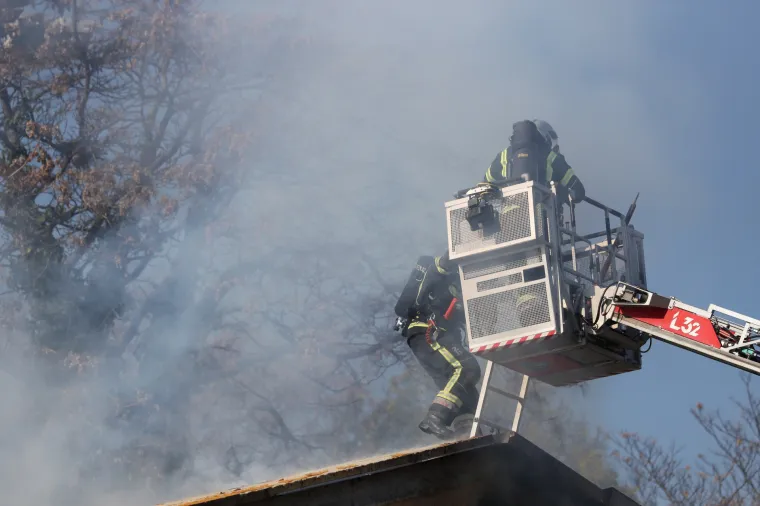 Vatrogasci ugasili požar na nekada&scaron;njem velikom supermarketu na zagrebačkom Glavnom kolodovoru