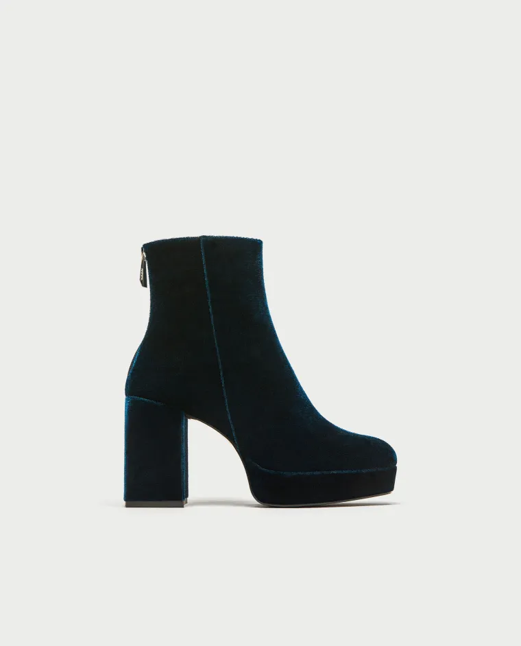 Baršunaste čizme s debelom petom, Zara, 299,90 kuna