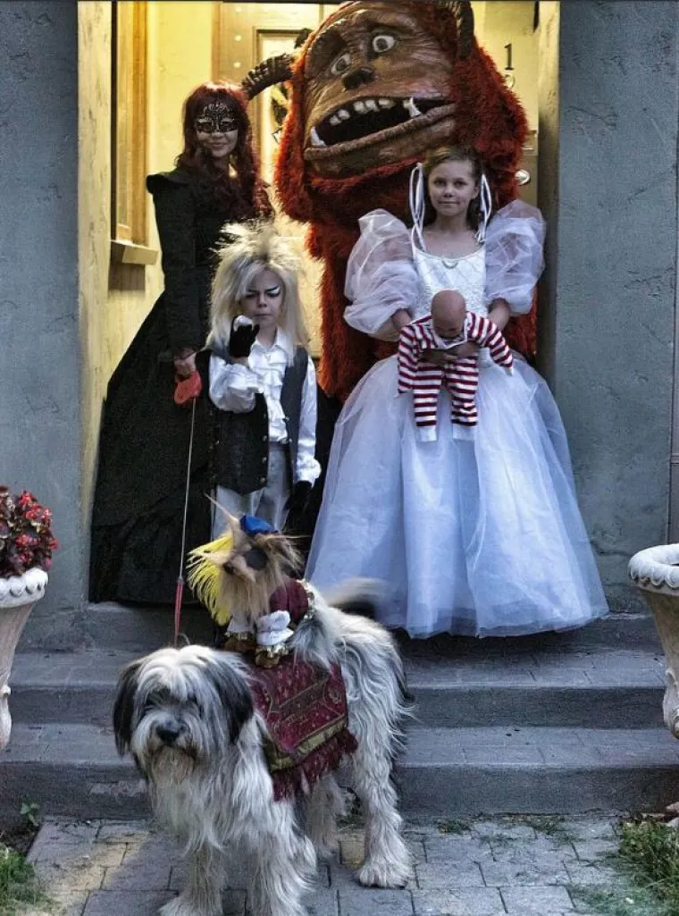 Kad se cijela obitelj uživi: nevjerojatne maske za Noć vje&scaron;tica