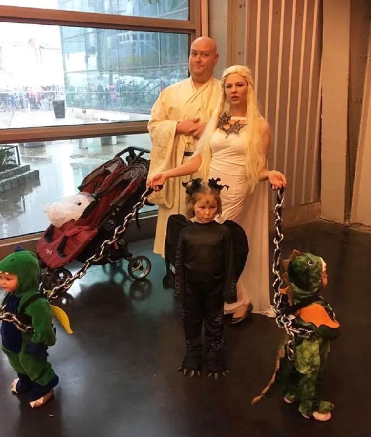 Kad se cijela obitelj uživi: nevjerojatne maske za Noć vje&scaron;tica