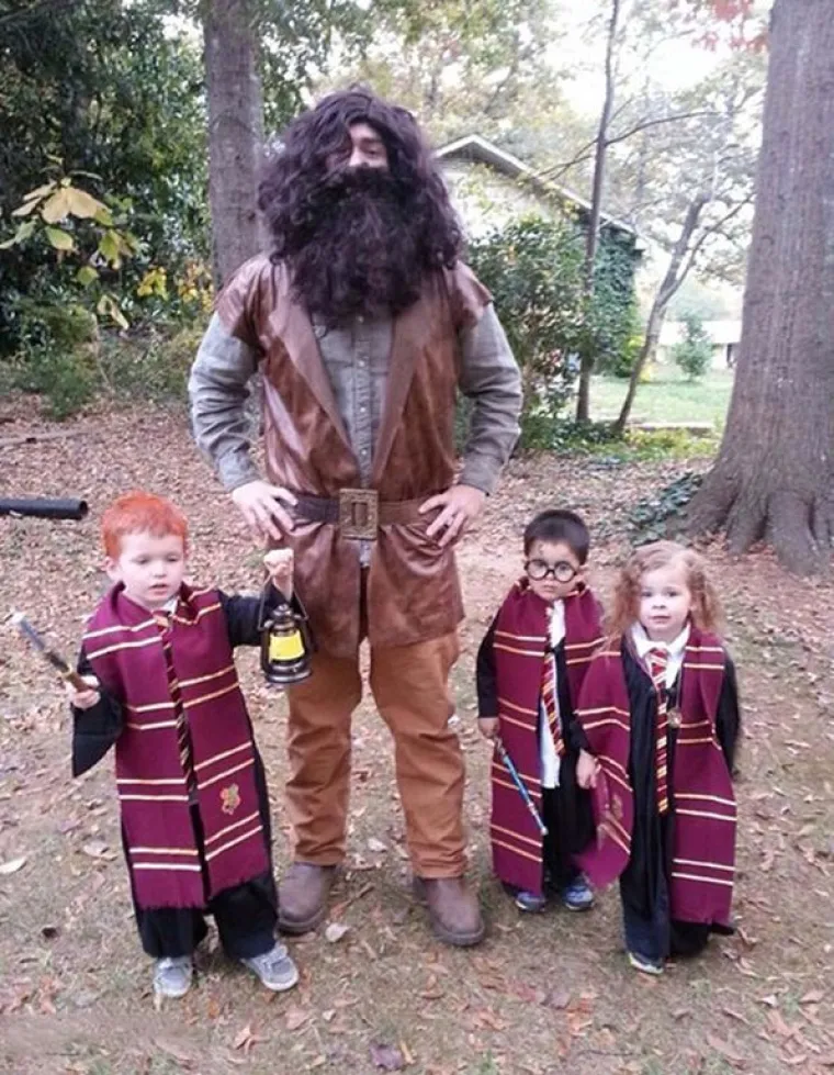 Kad se cijela obitelj uživi: nevjerojatne maske za Noć vje&scaron;tica