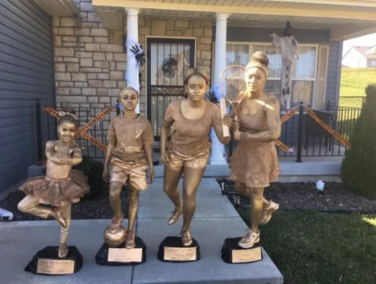 Kad se cijela obitelj uživi: nevjerojatne maske za Noć vje&scaron;tica