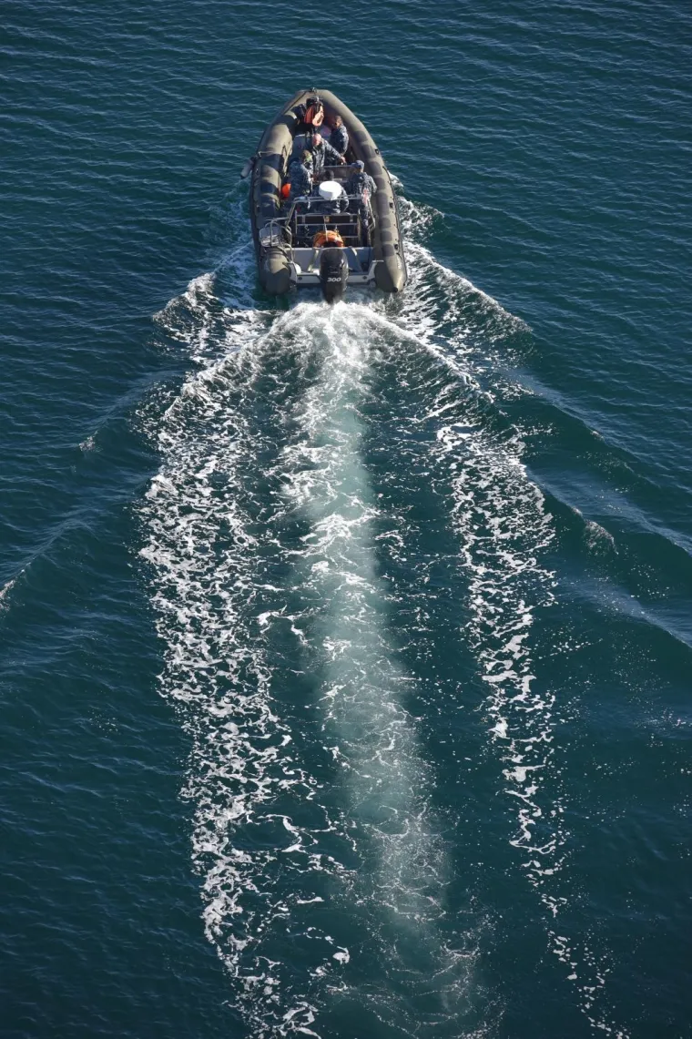 Danas je nastavljena potraga za tijelom pilota kanadera koji je pretpostavlja se, počinio samoubojstvo skokom s Masleničkog mosta