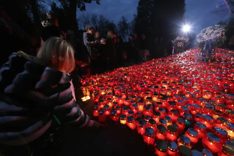 Svijeće za Franju Tuđmana