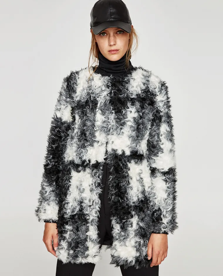 Dvobojni teddy bear kaputić, Zara, 499,90 kuna