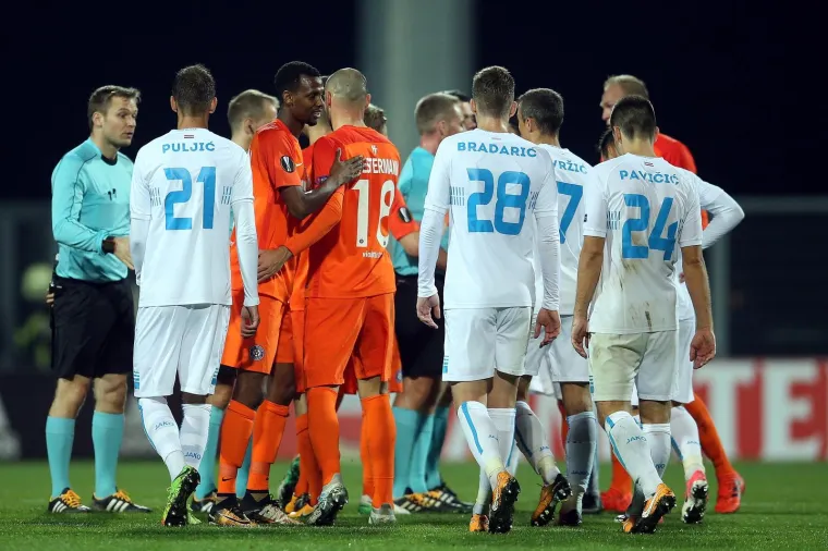TUGA NA NJIHOVIM LICIMA REKLA JE SVE: Ovako su nogometaši hrvatskog prvaka izgledali nakon debakla