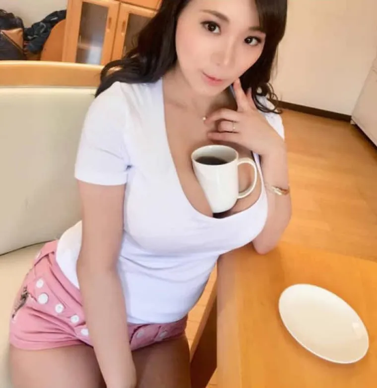 S VELIKIM GRUDIMA MOŽE SE STVARNO SVA&Scaron;TA: Pokazala da nisu samo breme već mogu biti i korisne