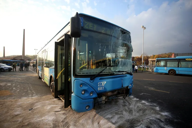 Sudar ZET-ovih autobusa