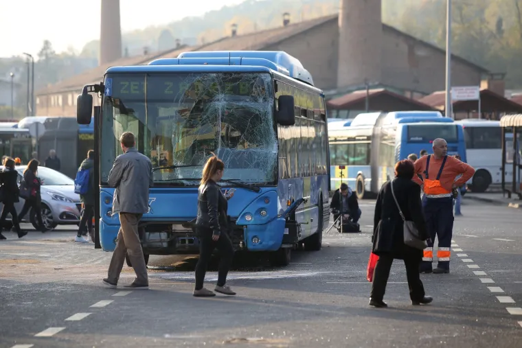 Sudar ZET-ovih autobusa