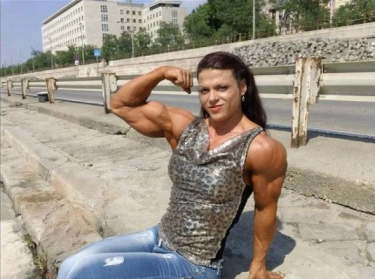 ČELIČNA VOLJA RADI ČUDA: Bilderice napumpale mi&scaron;iće kojima su zasjenile većinu mu&scaron;karaca