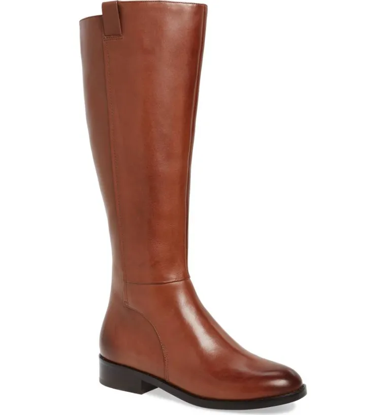 Cole Haan visoke kožne čizme, 1.526,91 kuna (snižene sa 2.221,96 kuna)
