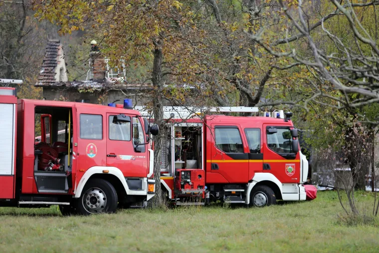 Rijeka: vatrogasci ugasili požar na obiteljskoj kući u selu Podhum