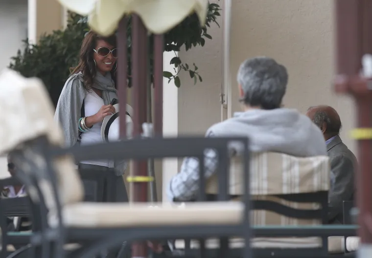 Uhap&scaron;eni saudijski milijarder ljetovao je na Jadranu, družio se s Josipovićem i zakupio pola hotela u Zagrebu