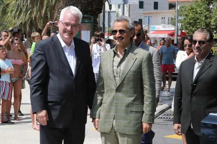 Uhap&scaron;eni saudijski milijarder ljetovao je na Jadranu, družio se s Josipovićem i zakupio pola hotela u Zagrebu