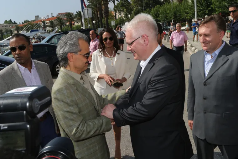 Uhap&scaron;eni saudijski milijarder ljetovao je na Jadranu, družio se s Josipovićem i zakupio pola hotela u Zagrebu