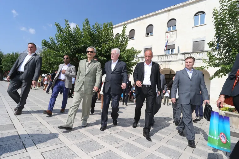 Uhap&scaron;eni saudijski milijarder ljetovao je na Jadranu, družio se s Josipovićem i zakupio pola hotela u Zagrebu