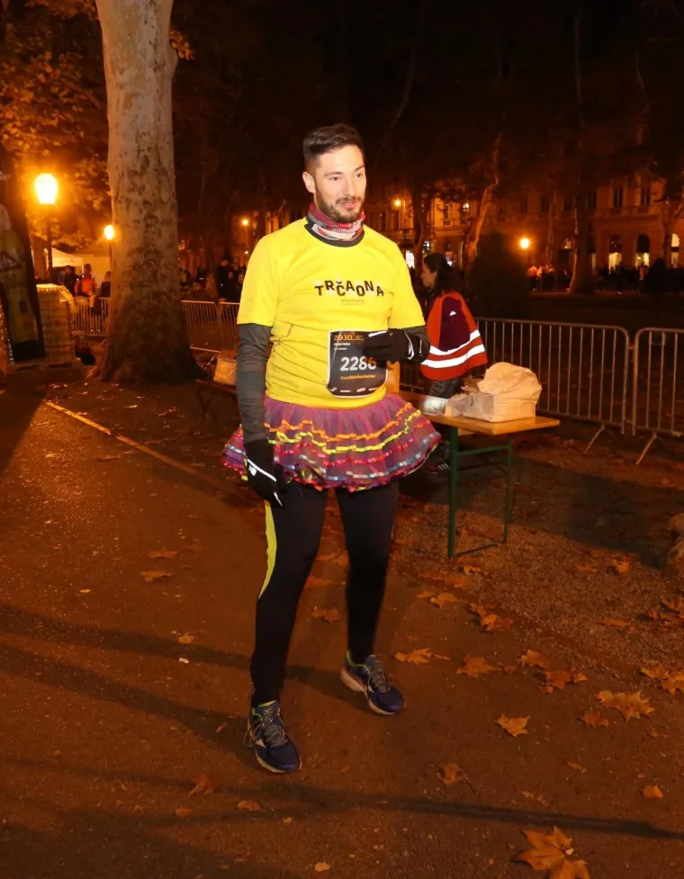 ZAGREBAČKI NOĆNI CENER: 2500 trkača otrčalo 10 kilometara povodom mjeseca borbe protiv ovisnosti