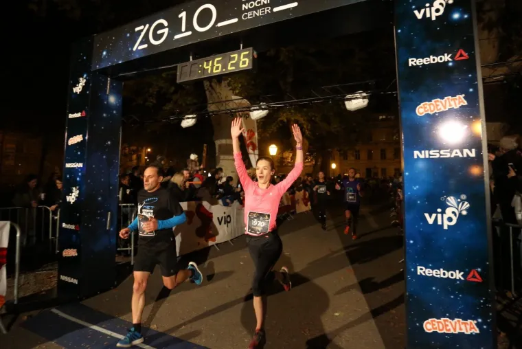 ZAGREBAČKI NOĆNI CENER: 2500 trkača otrčalo 10 kilometara povodom mjeseca borbe protiv ovisnosti