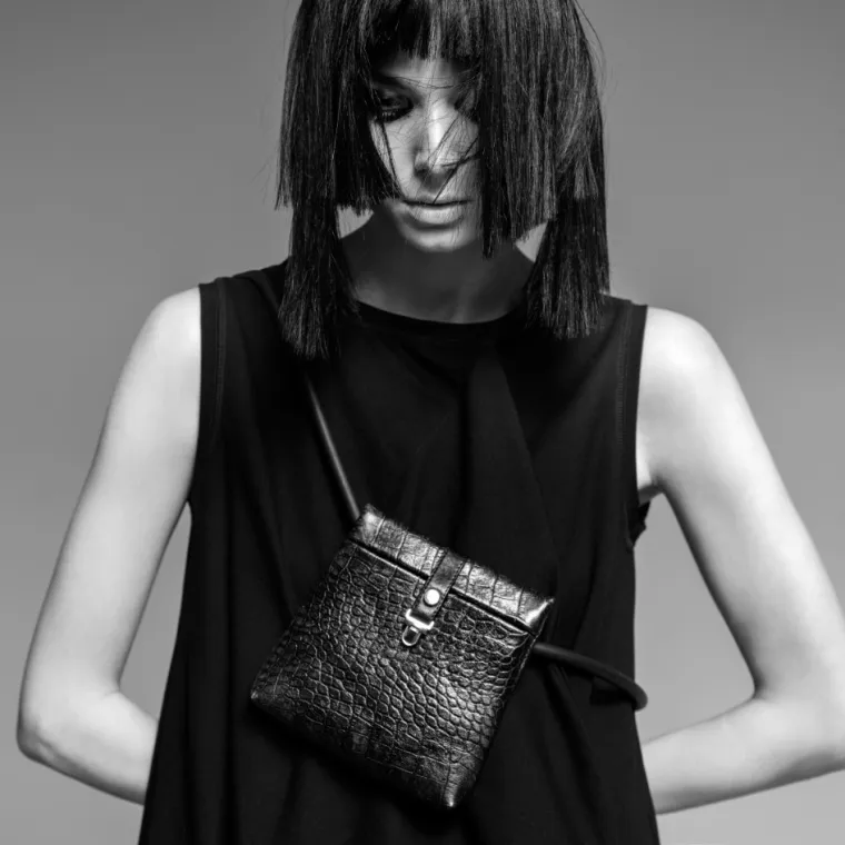 Charlie design: Black, please! Puno boja, a sve su crna