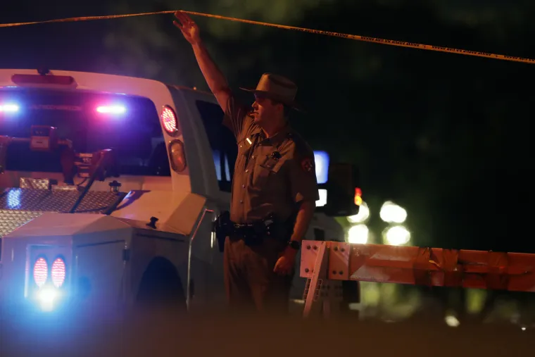 U pokolju u Teksasu 26 mrtvih, dvadesetak osoba ranjeno: žrtve su stare od 5 do 72 godine