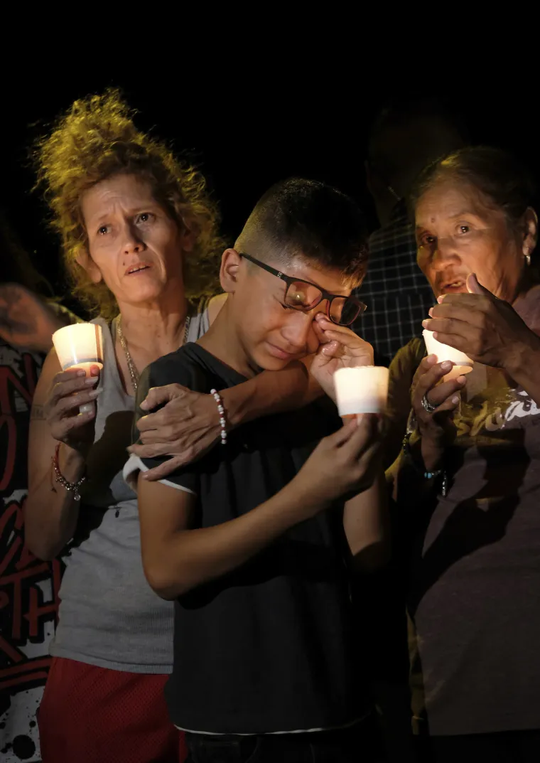 U pokolju u Teksasu 26 mrtvih, dvadesetak osoba ranjeno: žrtve su stare od 5 do 72 godine