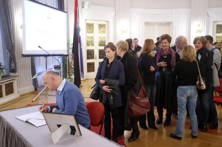 Komemoracija novinarki Jasni Babić u Hrvatskom novinarskom dru&scaron;tvu