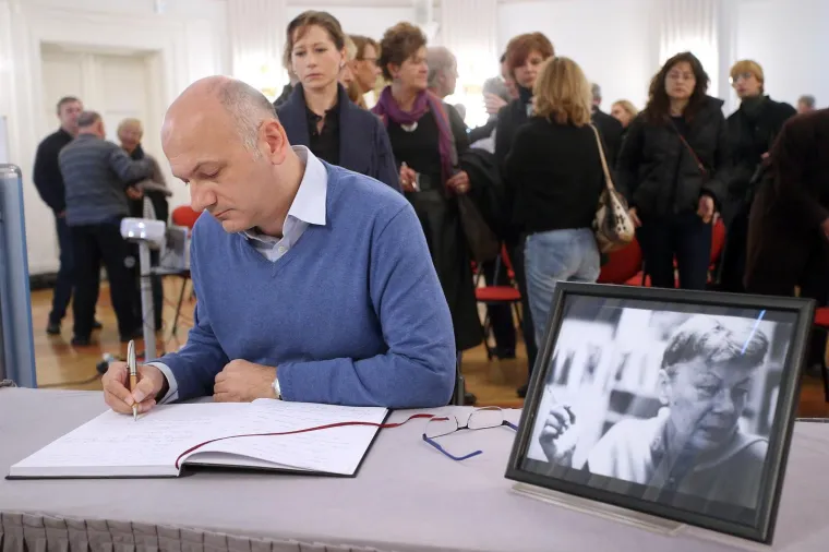 Komemoracija novinarki Jasni Babić u Hrvatskom novinarskom dru&scaron;tvu