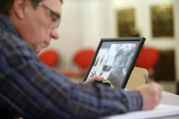 OPRO&Scaron;TAJ OD DOAJENKE HRVATSKOG NOVINARSTVA: Komemoracija cijenjenoj novinarki Jasni Babić