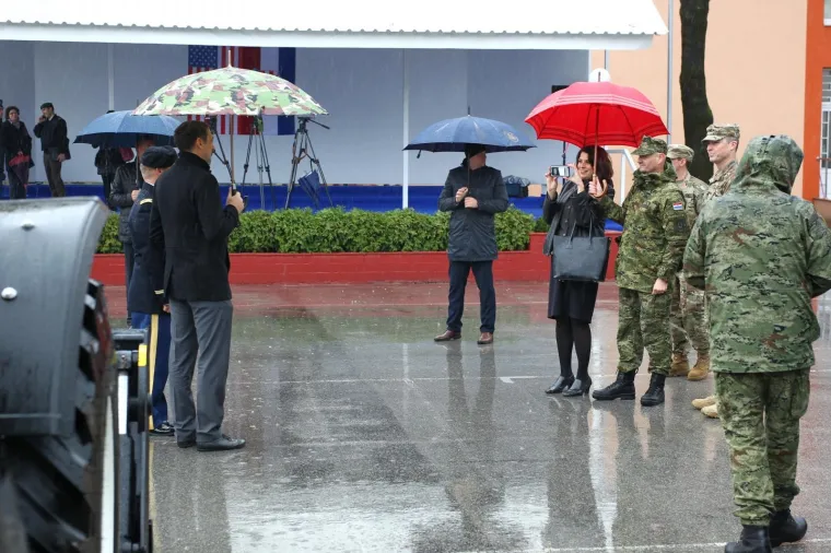 SAD DONIRAO HV-u VRIJEDNU OPREMU:  Utovarivač, dva teretna motorna vozila i dva sustava za proči&scaron;ćavanje vode vrijedni 1,5 milijuna dolara