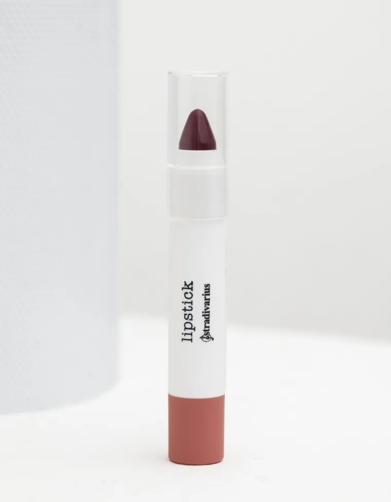 Tamni ruž za usne, Stradivarius, 39,90 kuna